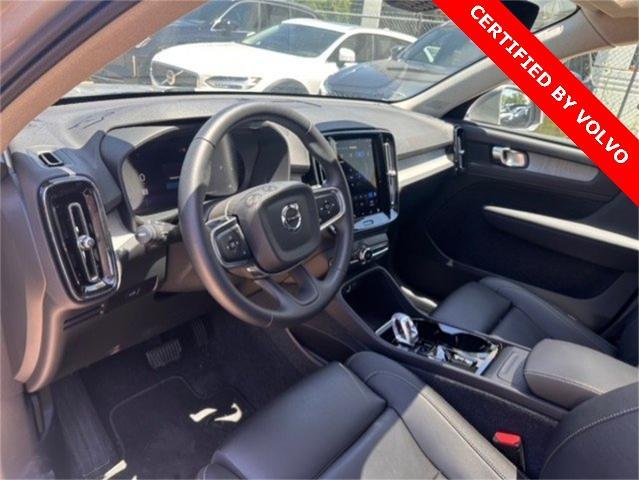 2025 Volvo XC40 Vehicle Photo in Houston, TX 77007