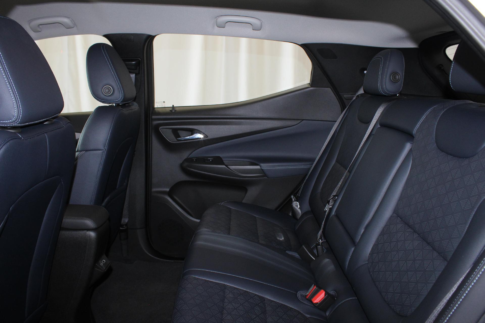 2023 Chevrolet Bolt EUV Vehicle Photo in NORTHAMPTON, MA 01060-1120