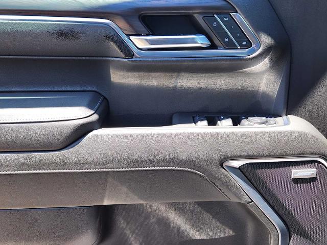 2024 GMC Sierra 1500 Vehicle Photo in DENTON, TX 76210-9321