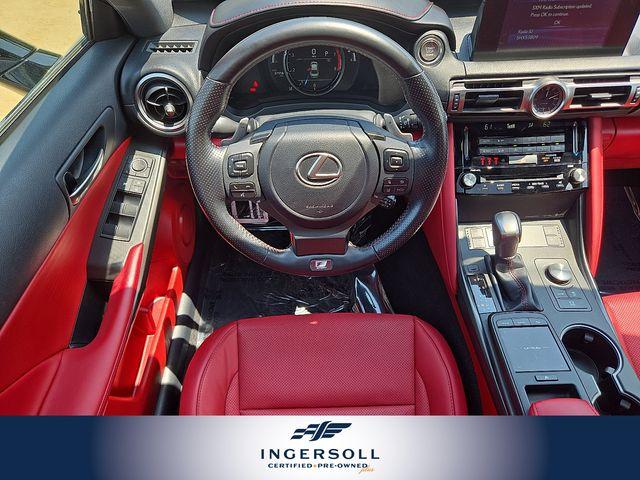 2021 Lexus IS Vehicle Photo in WATERTOWN, CT 06795-3318
