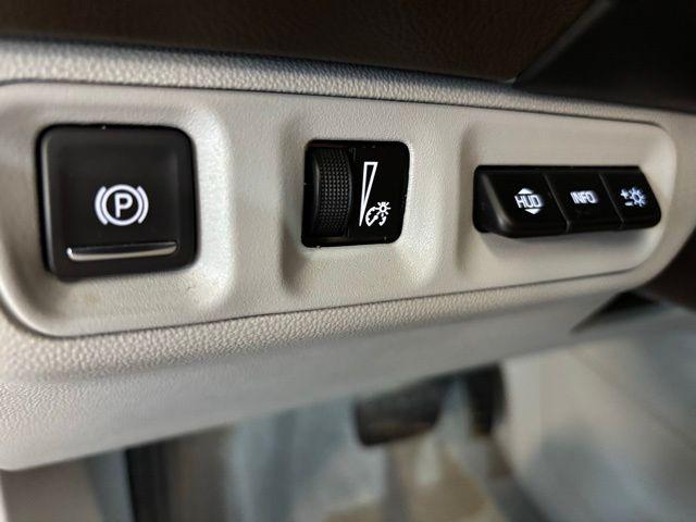 2023 GMC Acadia Vehicle Photo in Pleasant Hills, PA 15236