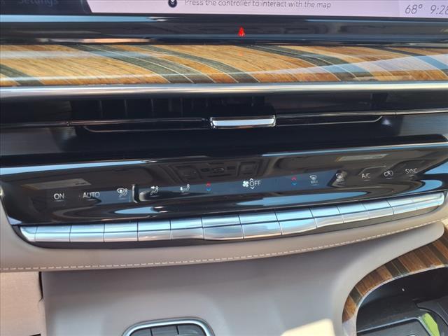 2023 Cadillac Escalade Vehicle Photo in SMITHTOWN, NY 11787-5023
