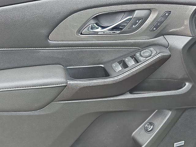2023 Chevrolet Traverse Vehicle Photo in TREVOSE, PA 19053-4984
