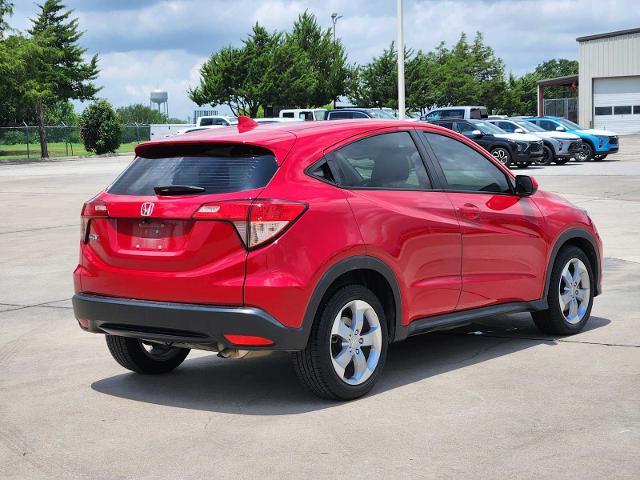 2017 Honda HR-V Vehicle Photo in DENTON, TX 76210-9321