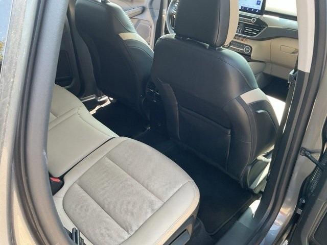 2021 Ford Escape Vehicle Photo in ENGLEWOOD, CO 80113-6708