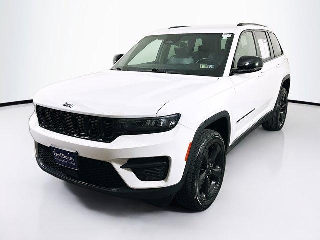 2022 Jeep Grand Cherokee Vehicle Photo in Doylsetown, PA 18901