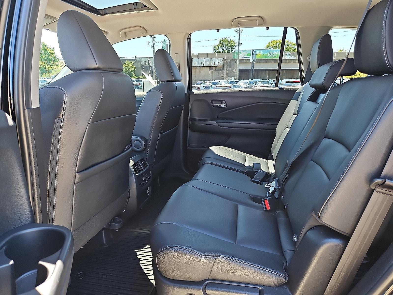 2022 Honda Pilot Vehicle Photo in Trevose, PA 19053