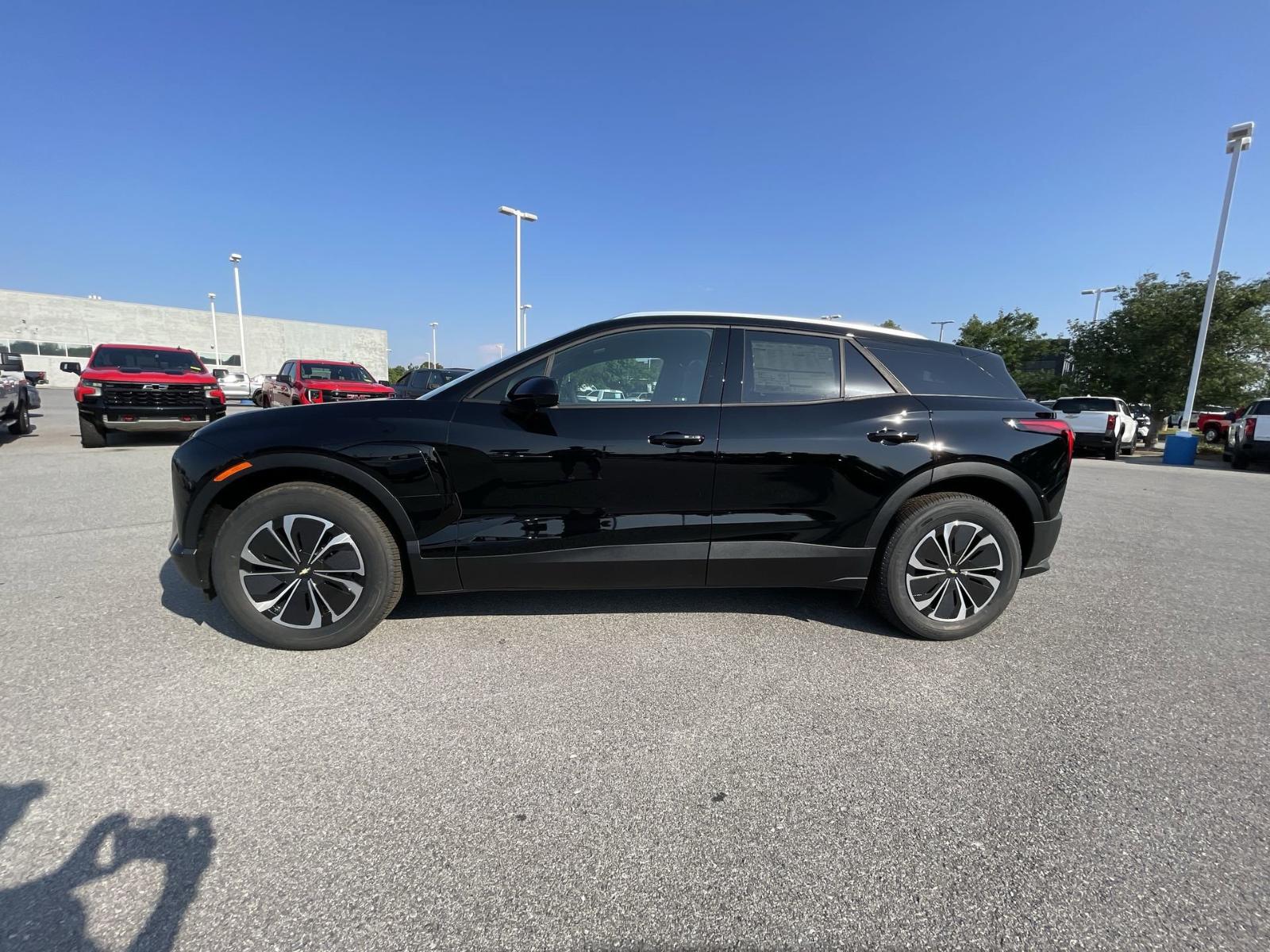 2024 Chevrolet Blazer EV Vehicle Photo in BENTONVILLE, AR 72712-4322