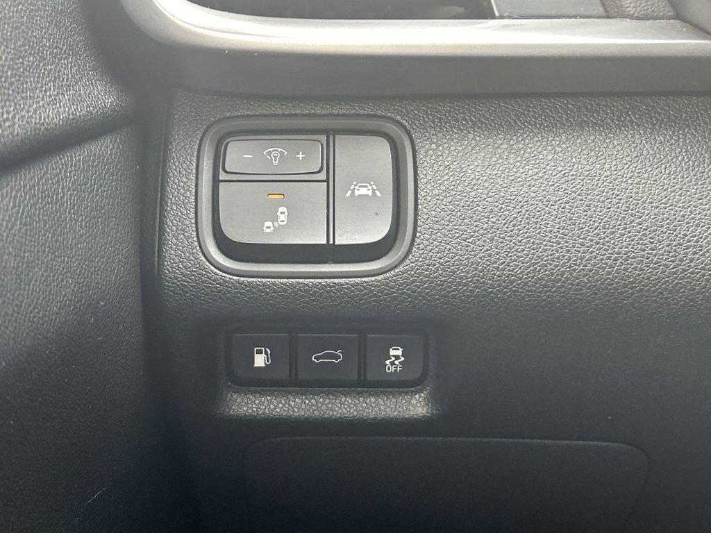 2020 Kia Optima Vehicle Photo in Cedar Rapids, IA 52402