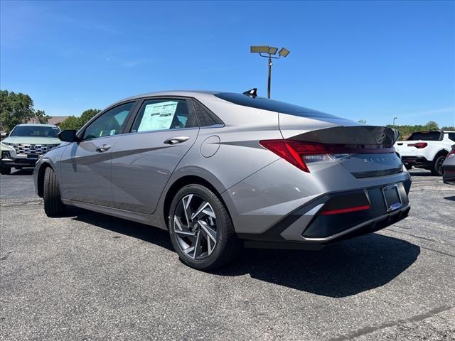 2024 Hyundai ELANTRA Vehicle Photo in Shiloh, IL 62269