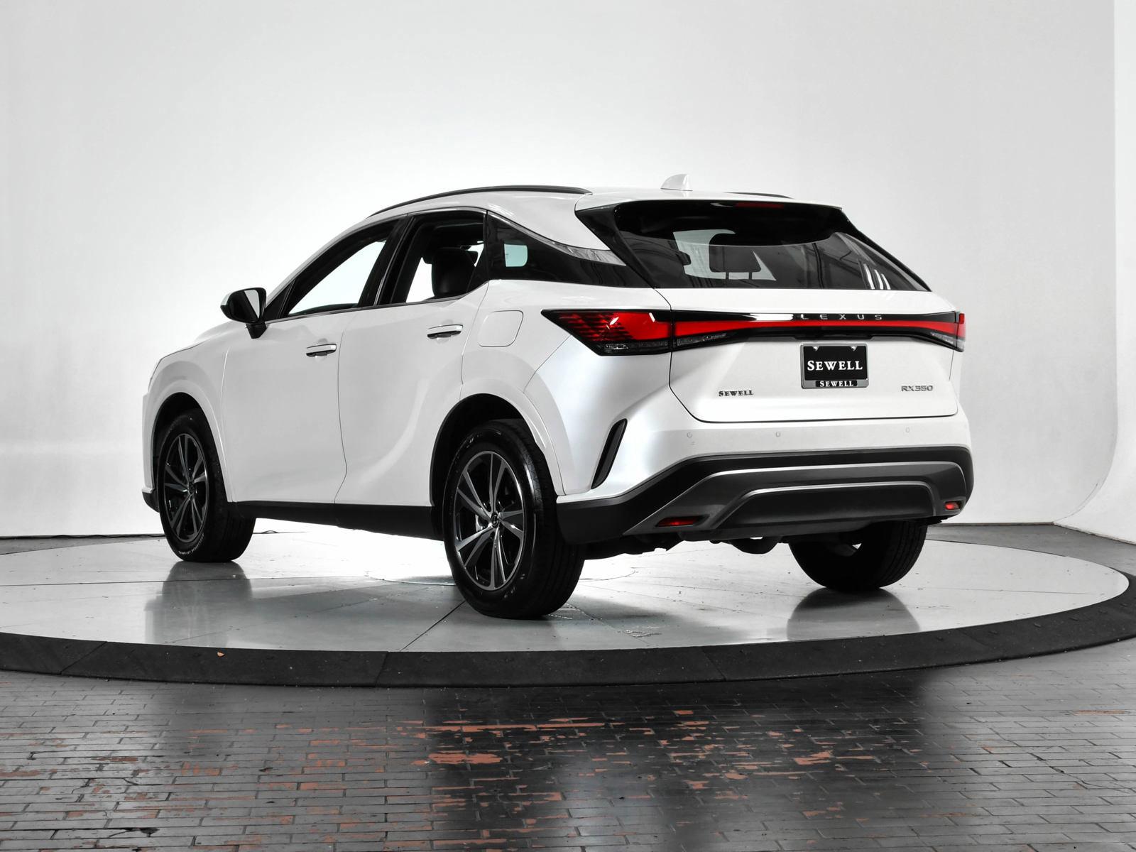 2024 Lexus RX 350 Vehicle Photo in DALLAS, TX 75235