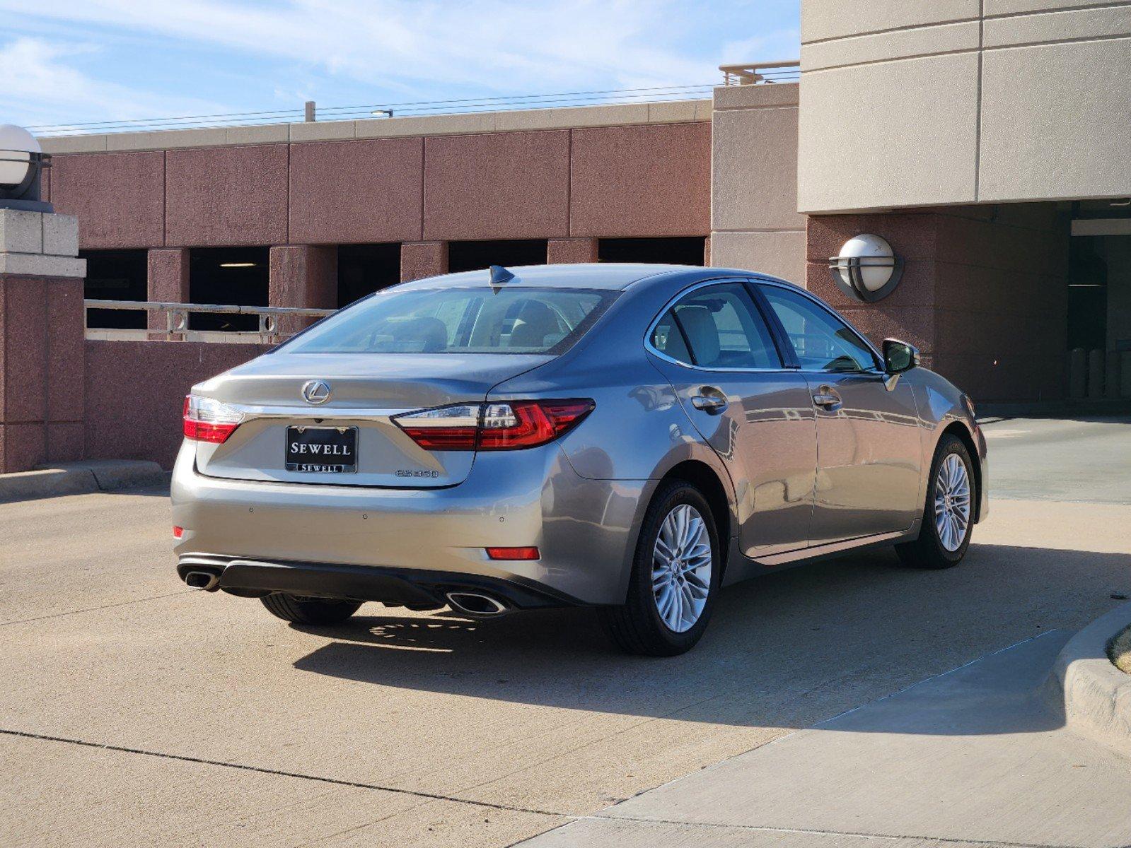 2017 Lexus ES 350 Vehicle Photo in PLANO, TX 75024