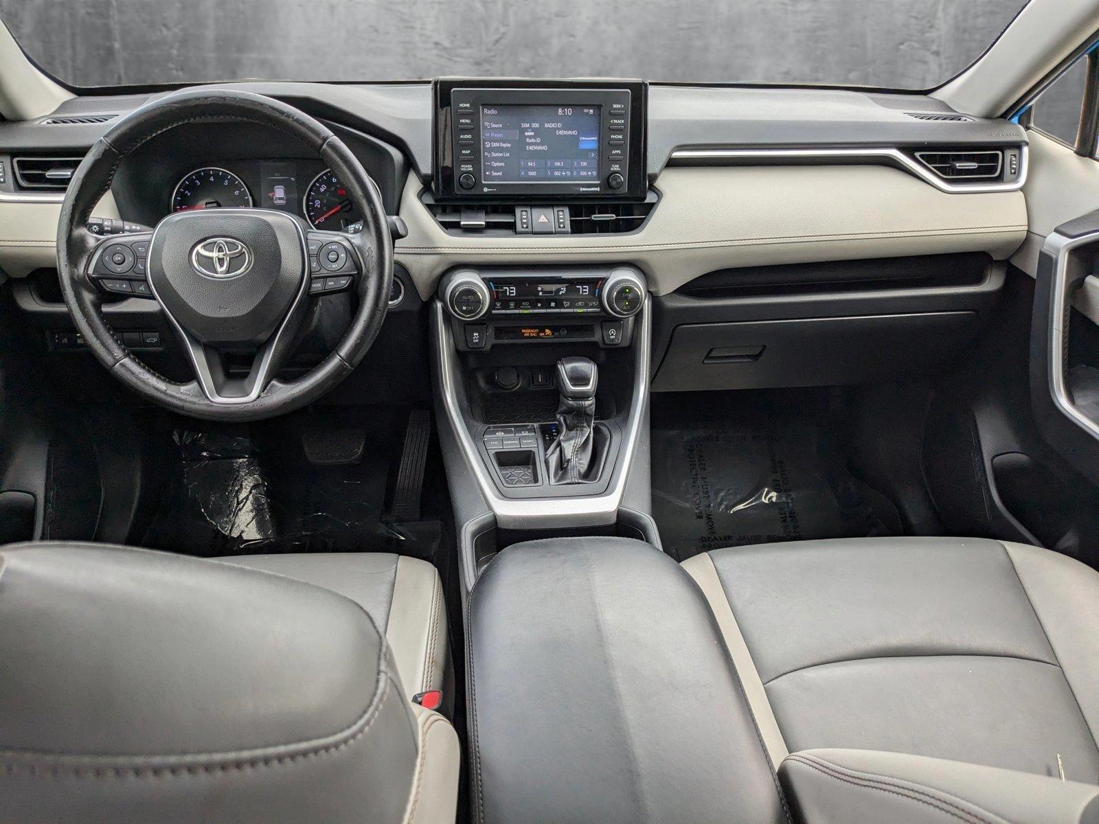 2020 Toyota RAV4 Vehicle Photo in Winter Park, FL 32792