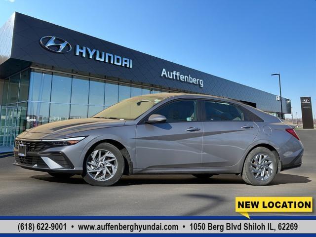 2024 Hyundai ELANTRA Vehicle Photo in Shiloh, IL 62269