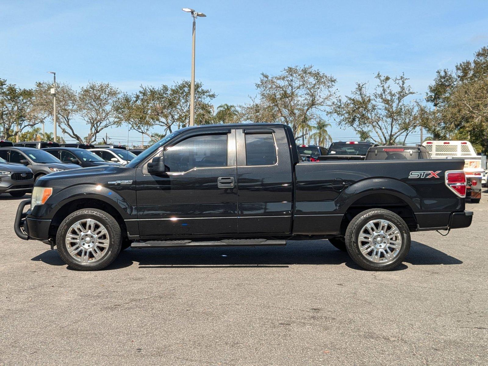 2014 Ford F-150 Vehicle Photo in St. Petersburg, FL 33713