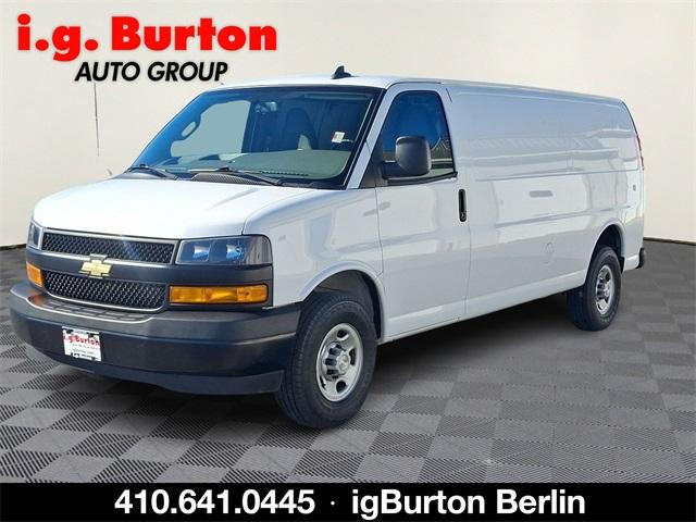 2022 Chevrolet Express Cargo 2500 Vehicle Photo in BERLIN, MD 21811-1121