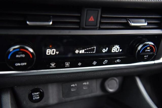 2024 Nissan Rogue Vehicle Photo in Ballwin, MO 63011