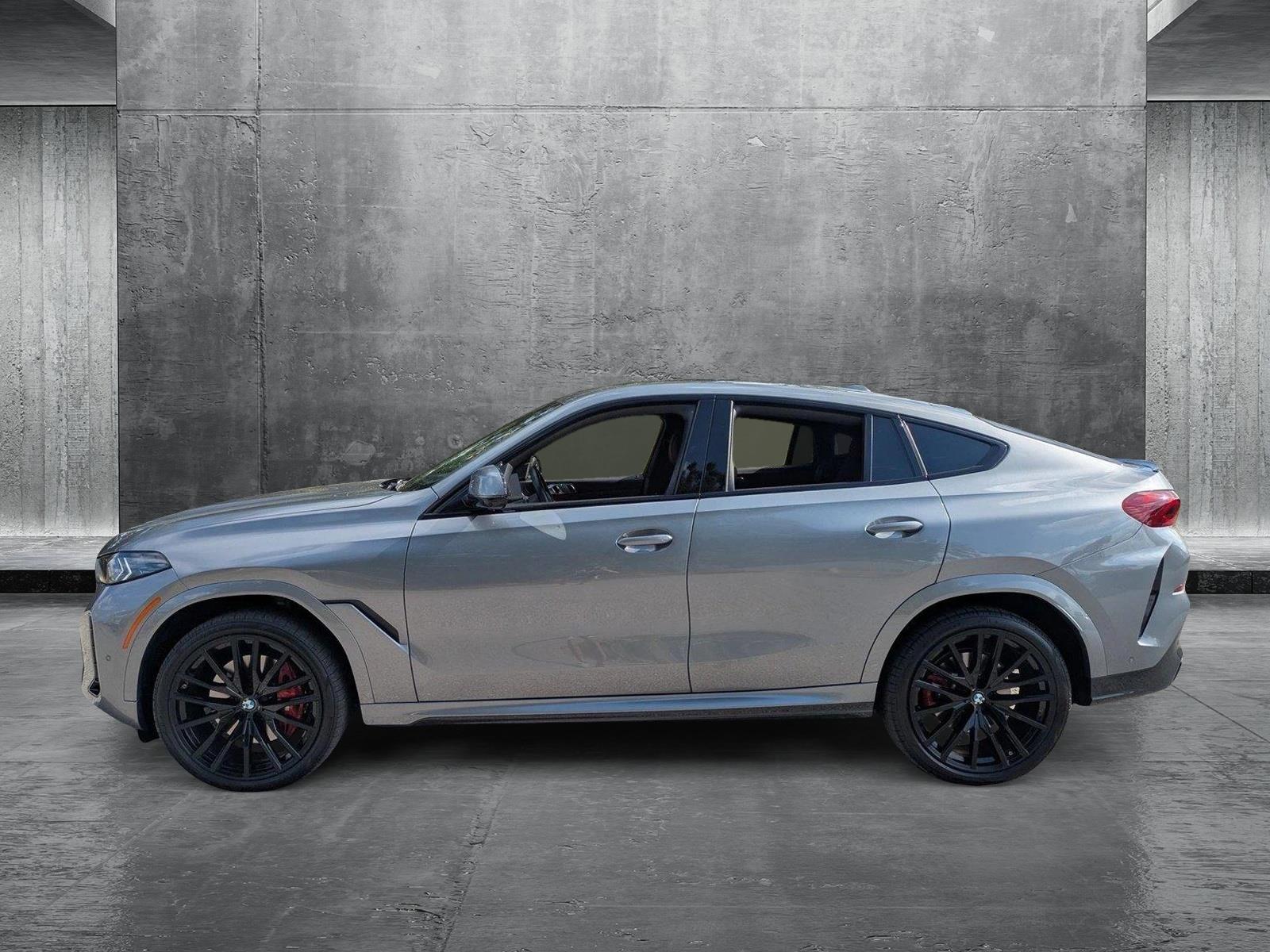 2024 BMW X6 xDrive40i Vehicle Photo in Sarasota, FL 34231