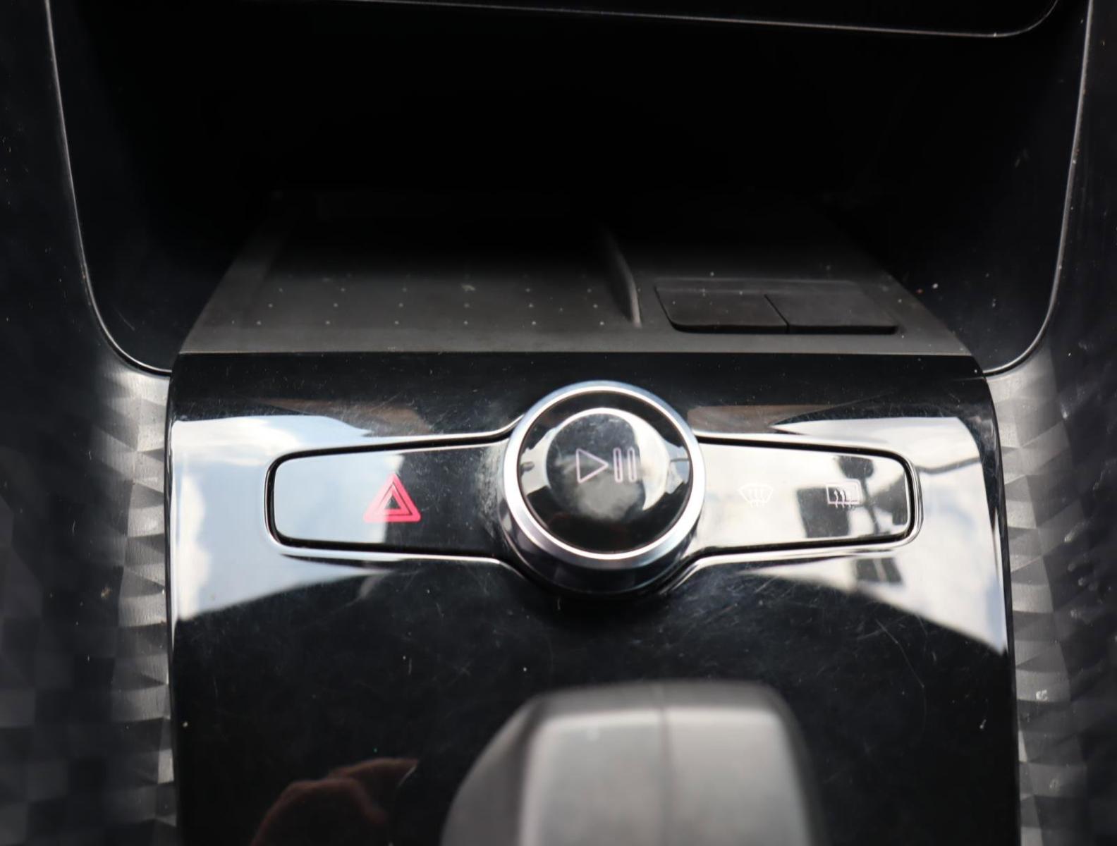 2022 Polestar 2 Vehicle Photo in LOS ANGELES, CA 90007-3794