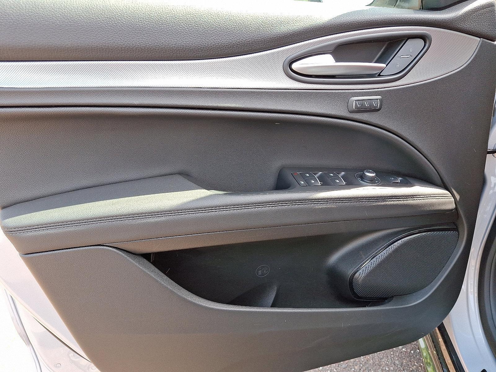 2025 Alfa Romeo Stelvio Vehicle Photo in Willow Grove, PA 19090