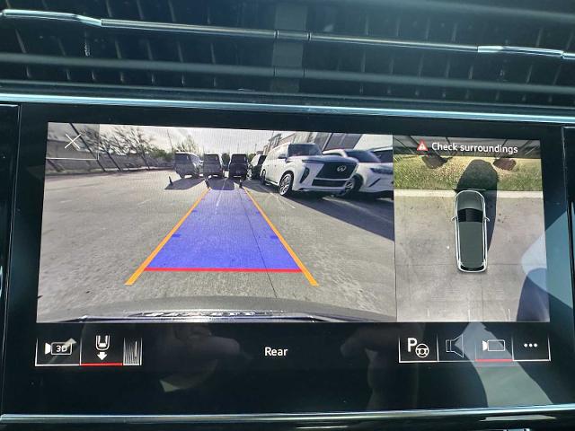 2025 Audi Q7 Vehicle Photo in HOUSTON, TX 77090