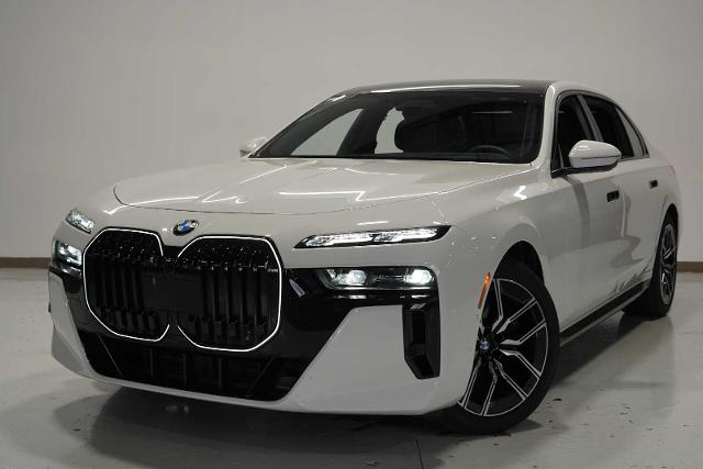 2024 BMW 740i Vehicle Photo in GRAPEVINE, TX 76051