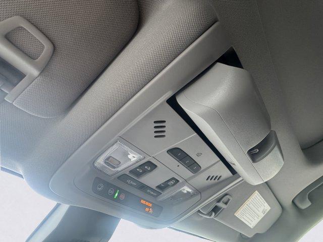2024 GMC Terrain Vehicle Photo in LEOMINSTER, MA 01453-2952