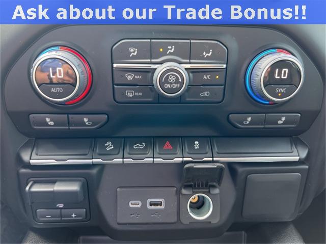 2021 Chevrolet Silverado 1500 Vehicle Photo in GREEN BAY, WI 54304-5303
