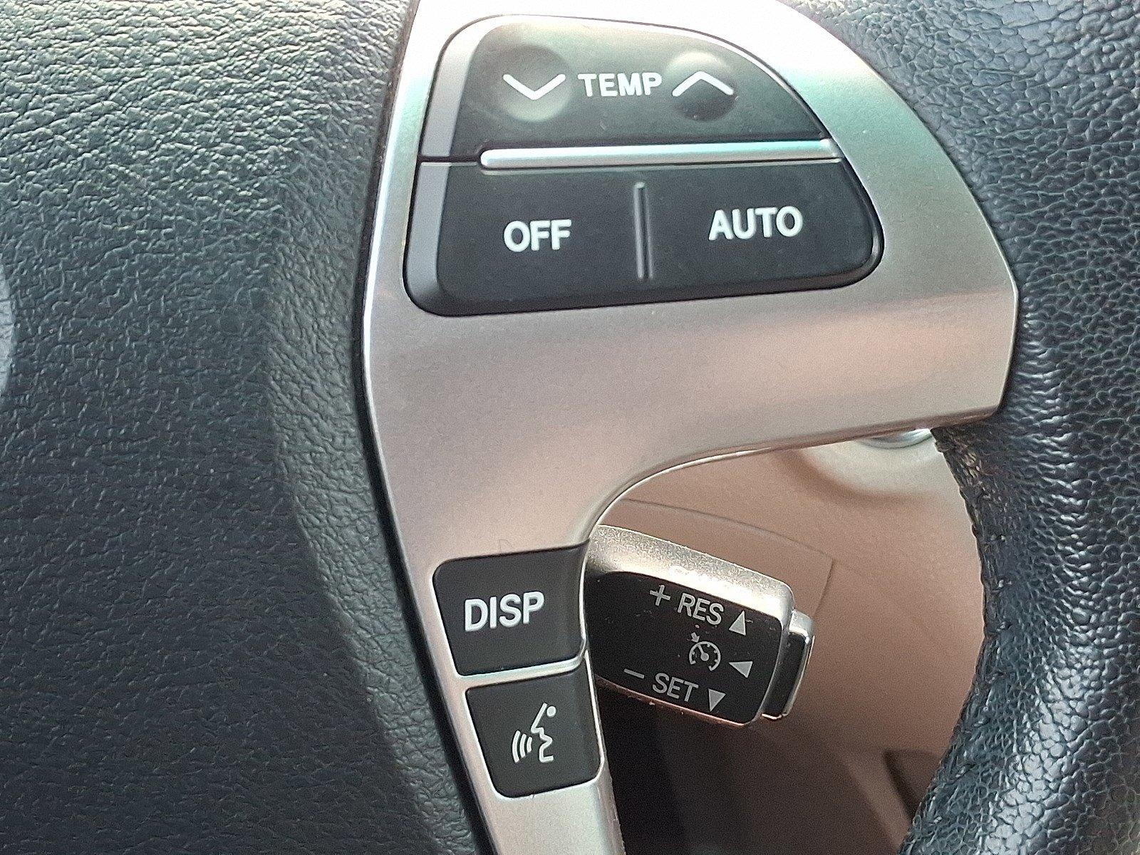 2013 Toyota Highlander Vehicle Photo in Harrisburg, PA 17111