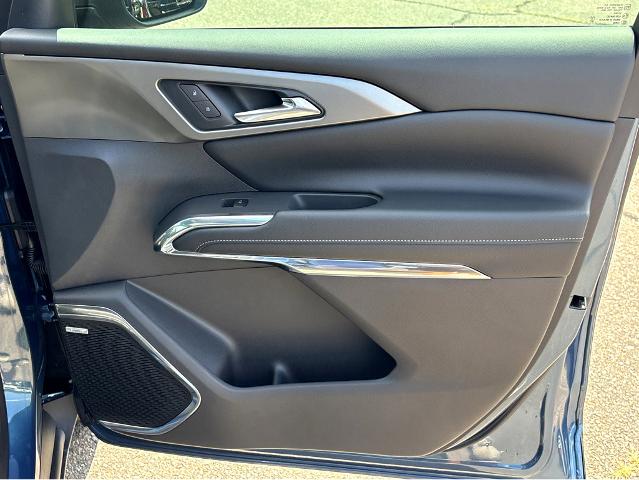 2025 Chevrolet Traverse Vehicle Photo in BEAUFORT, SC 29906-4218