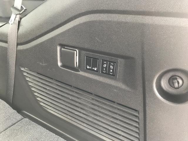 2021 Chevrolet Tahoe Vehicle Photo in GREEN BAY, WI 54303-3330