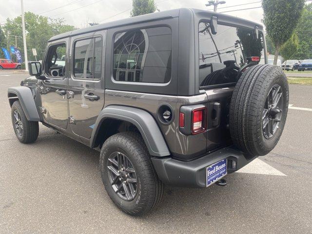 2025 Jeep Wrangler Vehicle Photo in Doylsetown, PA 18901