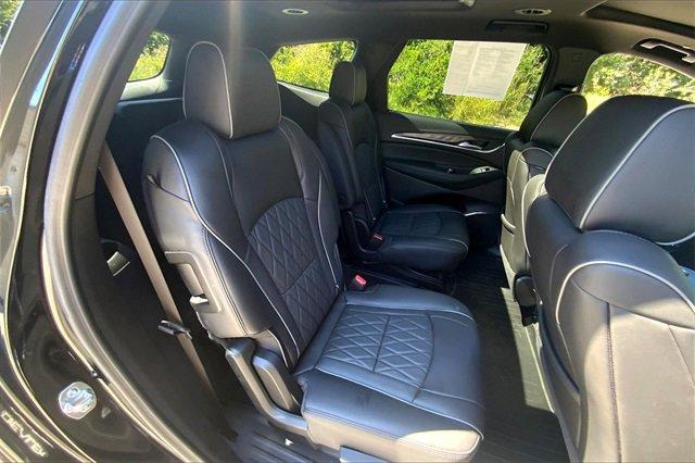 2024 Buick Enclave Vehicle Photo in KANSAS CITY, MO 64114-4545