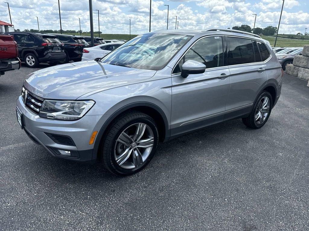 2021 Volkswagen Tiguan Vehicle Photo in Marion, IA 52302