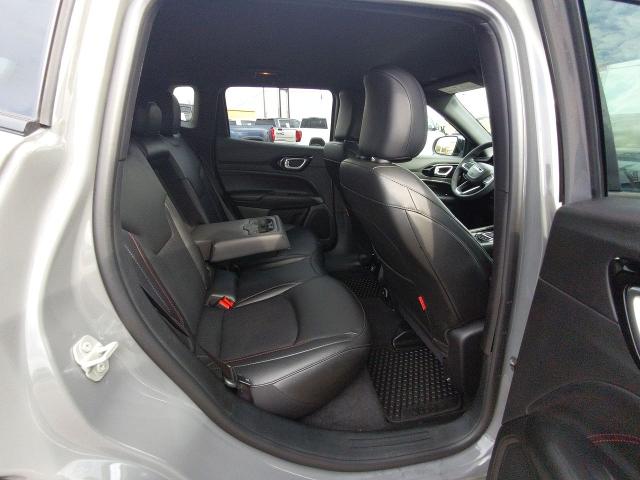 2024 Jeep Compass Vehicle Photo in NEDERLAND, TX 77627-8017