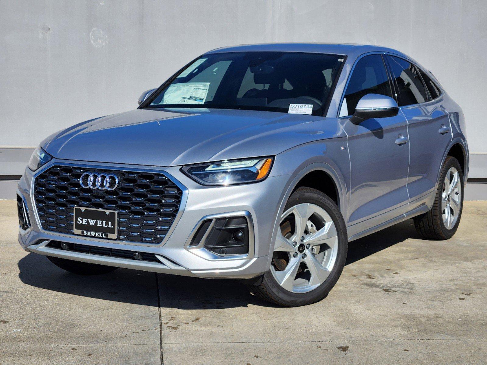 2024 Audi Q5 Sportback Vehicle Photo in SUGAR LAND, TX 77478