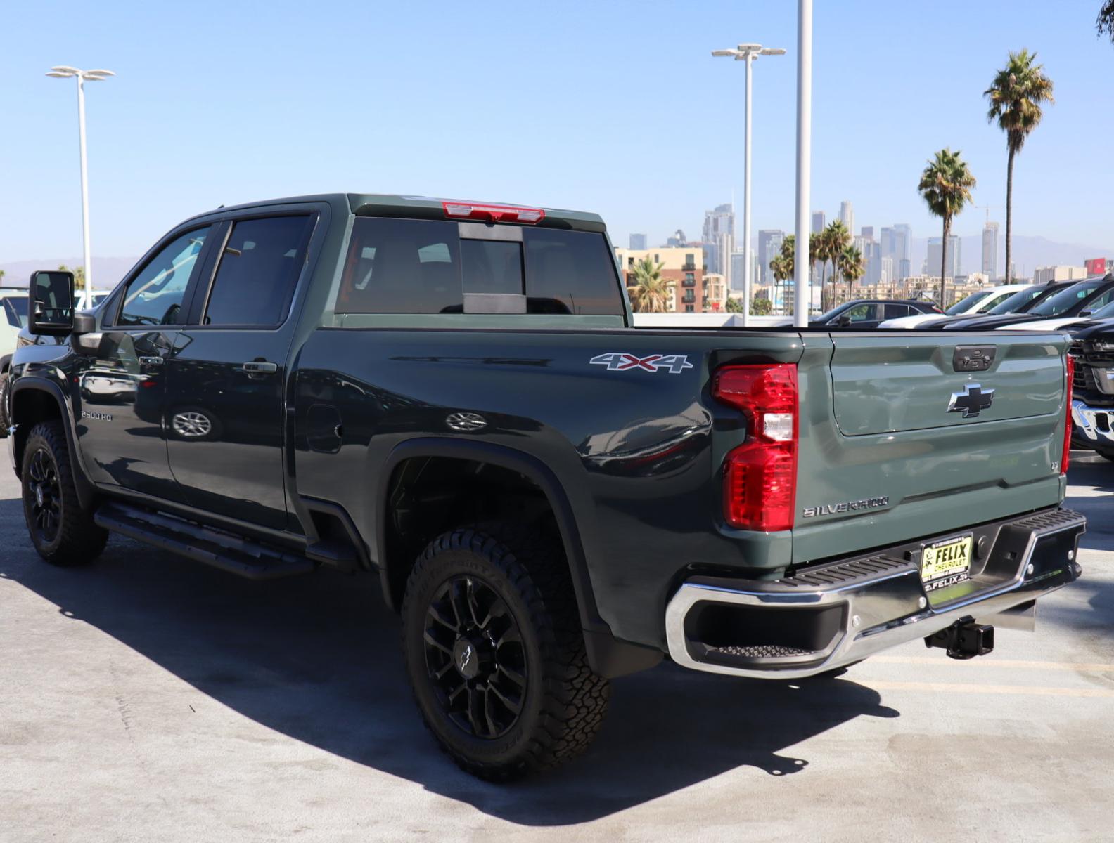 2025 Chevrolet Silverado 2500 HD Vehicle Photo in LOS ANGELES, CA 90007-3794