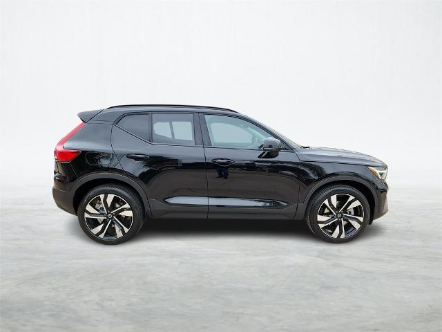 2024 Volvo XC40 Vehicle Photo in Houston, TX 77007