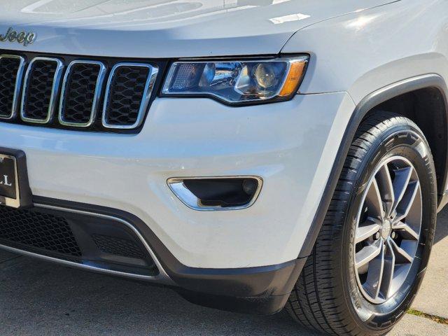 2017 Jeep Grand Cherokee Vehicle Photo in DALLAS, TX 75209