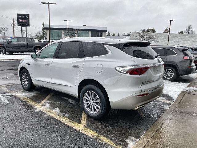 2022 Buick Enclave Vehicle Photo in WILLIAMSVILLE, NY 14221-2883