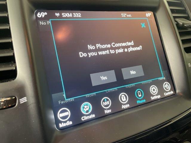 2022 Chrysler 300 Vehicle Photo in PHOENIX, AZ 85014-3381