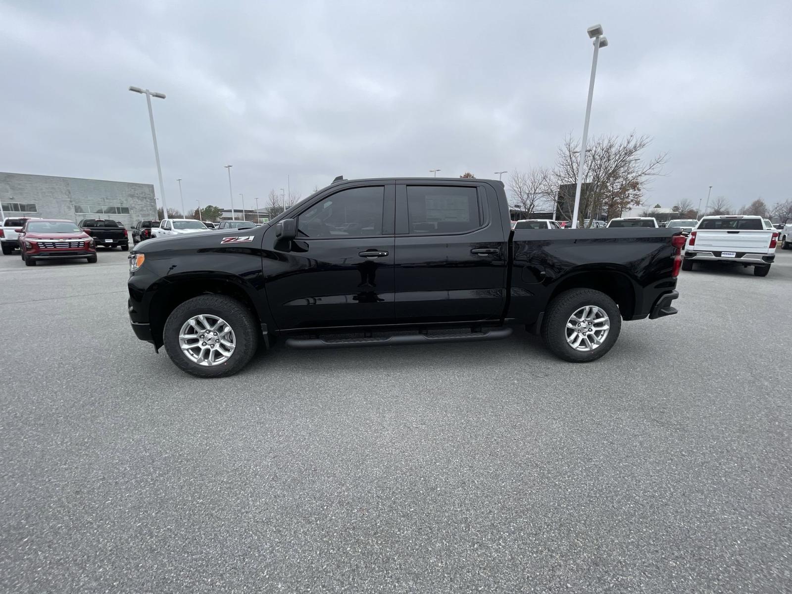 2025 Chevrolet Silverado 1500 Vehicle Photo in BENTONVILLE, AR 72712-4322