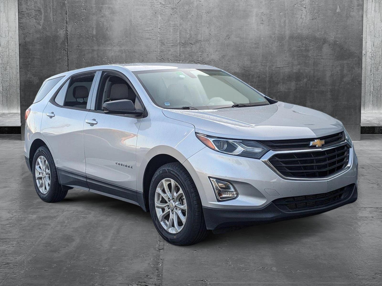 2018 Chevrolet Equinox Vehicle Photo in Tampa, FL 33614