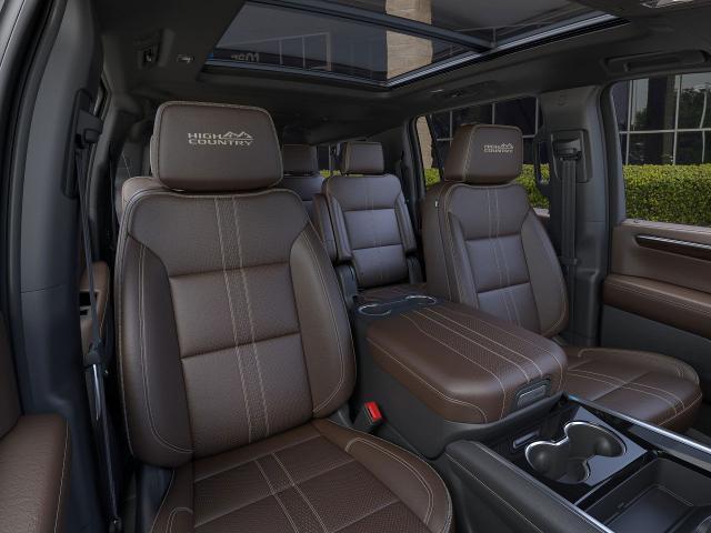 2025 Chevrolet Suburban Vehicle Photo in GEORGETOWN, TX 78626-7508
