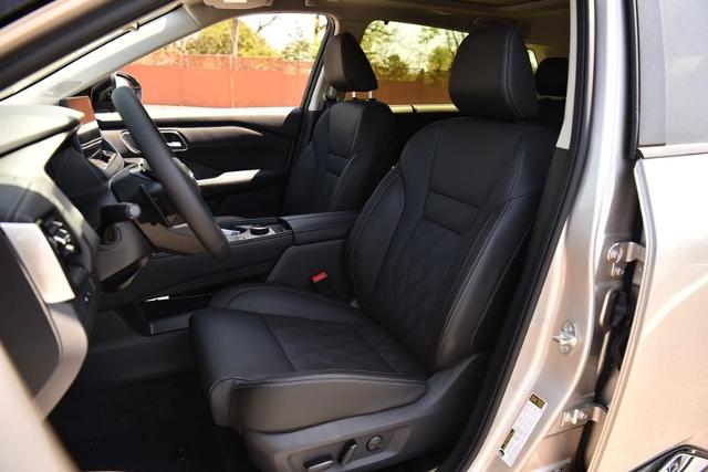 2025 Nissan Rogue Vehicle Photo in Ballwin, MO 63011