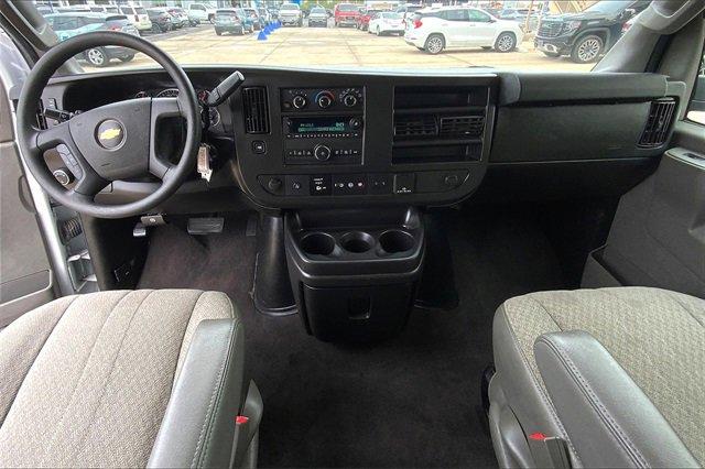 2021 Chevrolet Express Passenger 3500 Vehicle Photo in TOPEKA, KS 66609-0000