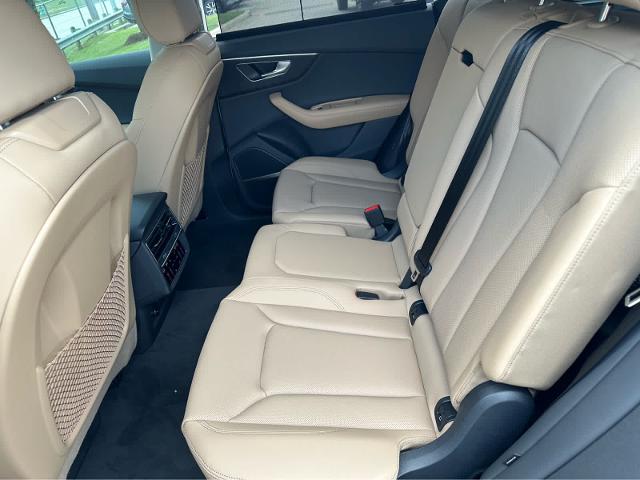 2025 Audi Q8 Vehicle Photo in HOUSTON, TX 77090