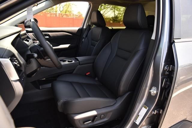 2025 Nissan Rogue Vehicle Photo in Ballwin, MO 63011