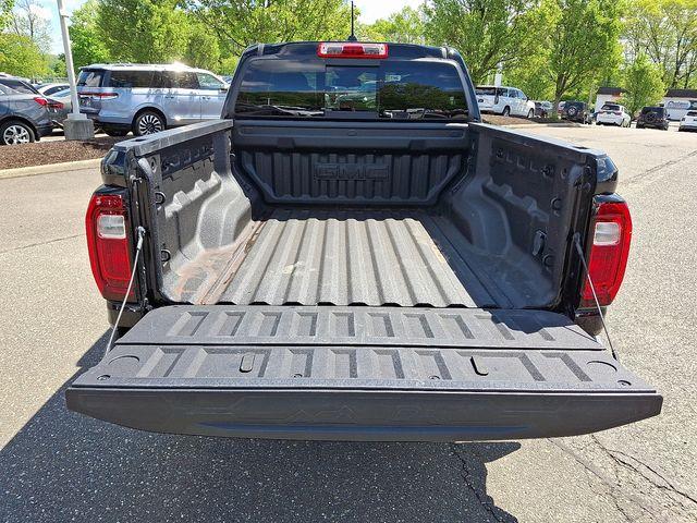2023 GMC Canyon Vehicle Photo in DANBURY, CT 06810-5034