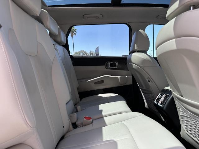 2025 Kia Sorento Vehicle Photo in Tucson, AZ 85712